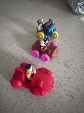 Universal City Studios The Flintstones Movie 1994 Pull-Back Toy Car Figures Set